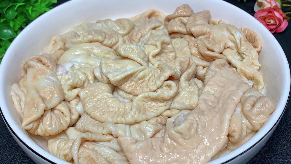 洗豬大腸,加醋加鹽加面粉是大錯!教你訣竅,潔白透亮腥臭都跑光【劉姐廚房 Magic Food】#豬大腸