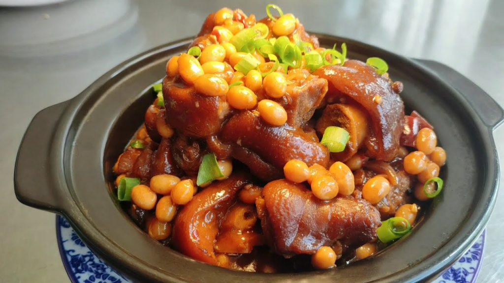 原來【黃豆燒豬腳】是這樣做的,軟爛入味,肥而不膩,果斷收藏!