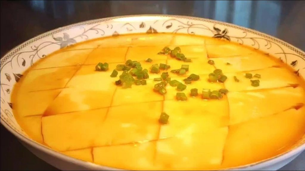 大廚教你【蒸雞蛋羹】的正確方法,記住這幾個技巧,滑嫩Q彈,真香
