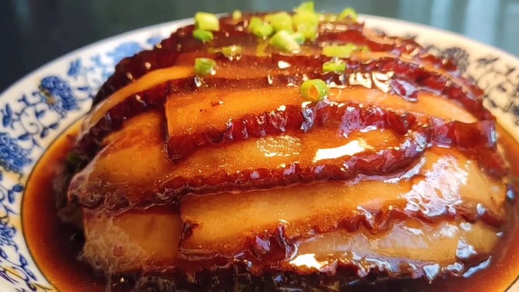 廚師長教你年夜飯【雪菜蒸扣肉】的家常做法,肉香酥爛,肥而不膩