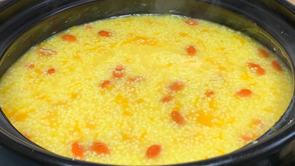 煮小米粥想要煮的好喝,不要直接下鍋煮,學會這樣做,香濃又黏稠【劉姐廚房 Magic Food】#小米粥