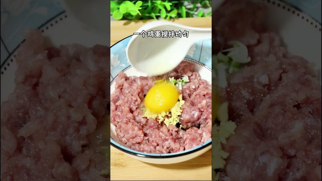 像我這樣炸茄盒,外酥裏嫩,好吃停不下來 #炸茄盒