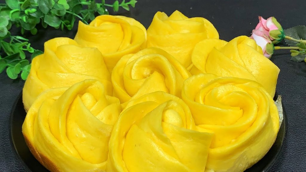 1塊南瓜,2顆雞蛋,不用烤箱不用蒸,教你做松軟又好吃的面包【劉姐廚房 Magic Food】#面包