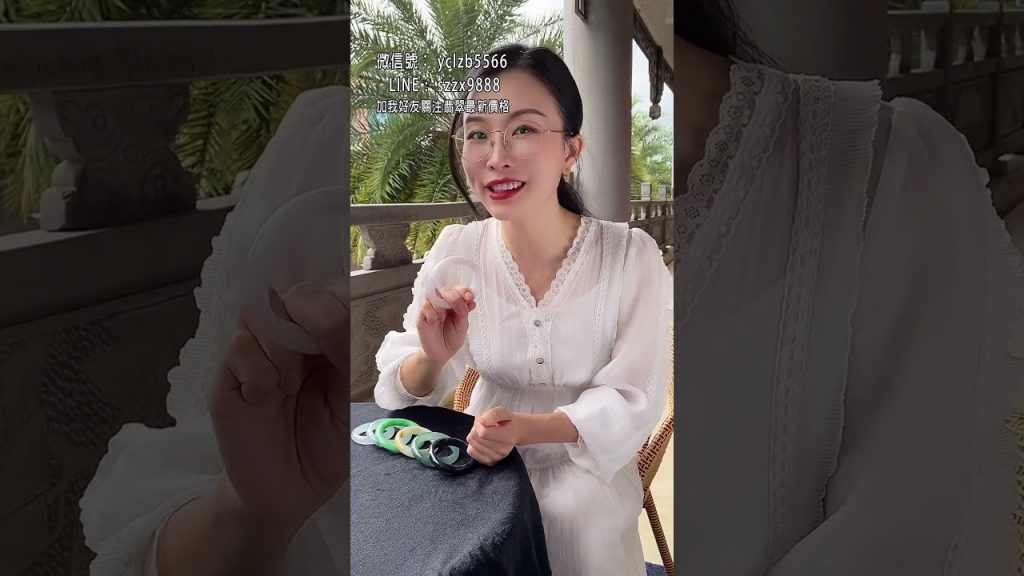 花種金親歷淺中深色皮膚來測試翡翠手鐲顏色怎麼選#翡翠#手鐲1#玉石#翡翠直播#珠寶#賭石#翡翠手鐲定制#翡翠玉石#翡翠原石#翡翠手鐲#shorts #short #shortvideo