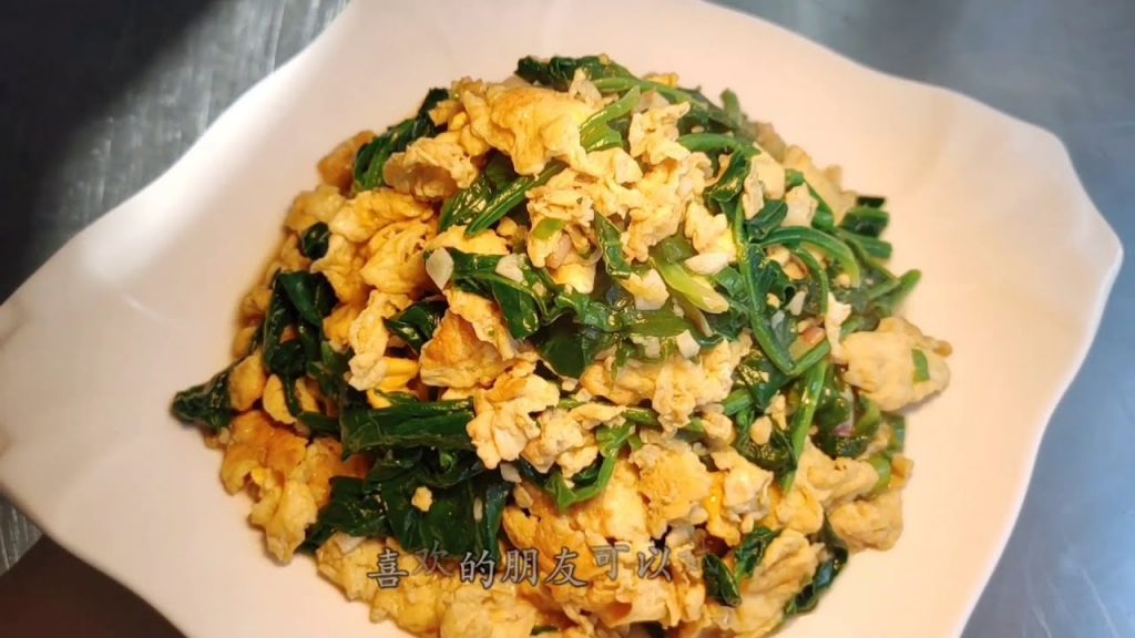 廚師長教你【菠菜炒雞蛋】的家常做法,步驟詳細,雞蛋滑嫩,菠菜翠綠