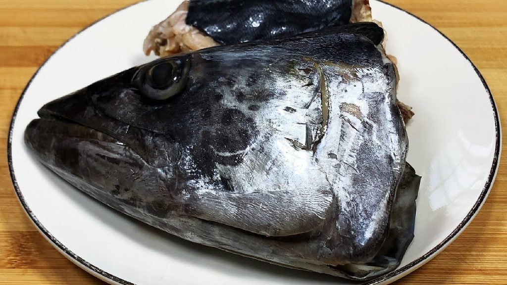 紅燒鮁魚頭,做法簡單味道鮮美,就連湯汁拌飯也超級下飯【劉姐廚房 Magic Food】#紅燒鮁魚