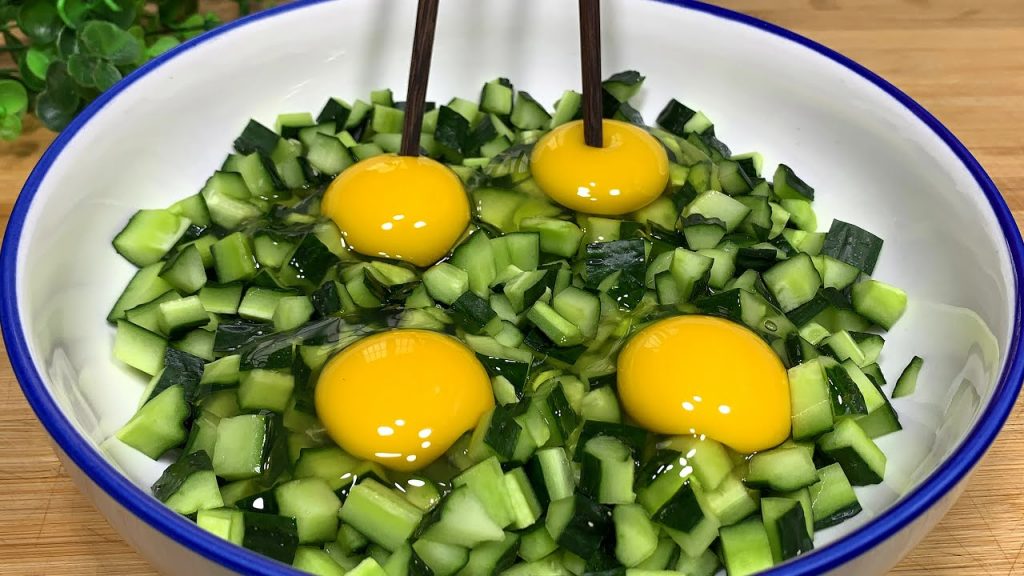 黃瓜這做法真火爆,飯店一份賣88,在家成本不到8塊,營養又解饞【劉姐廚房 Magic Food】#披薩