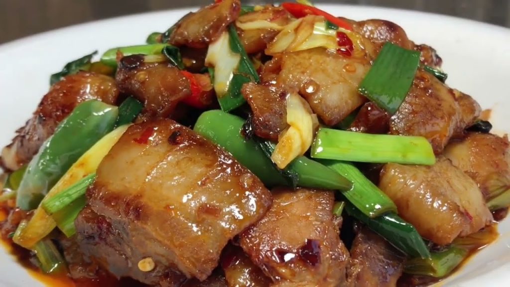 廚師長你回鍋肉的家常做法,步驟詳細,乾香微辣下酒又下飯【留意美食】#回鍋肉 #回鍋肉做法