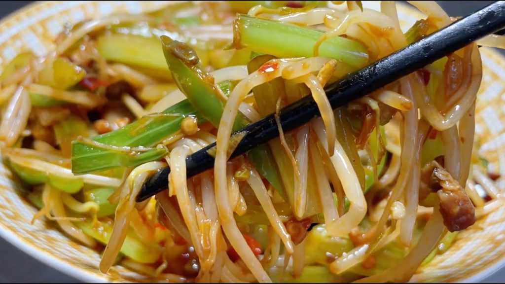 5塊錢的成本教你做道農家小炒,做法簡單又詳細,好吃下飯【留意美食】 #農家小炒