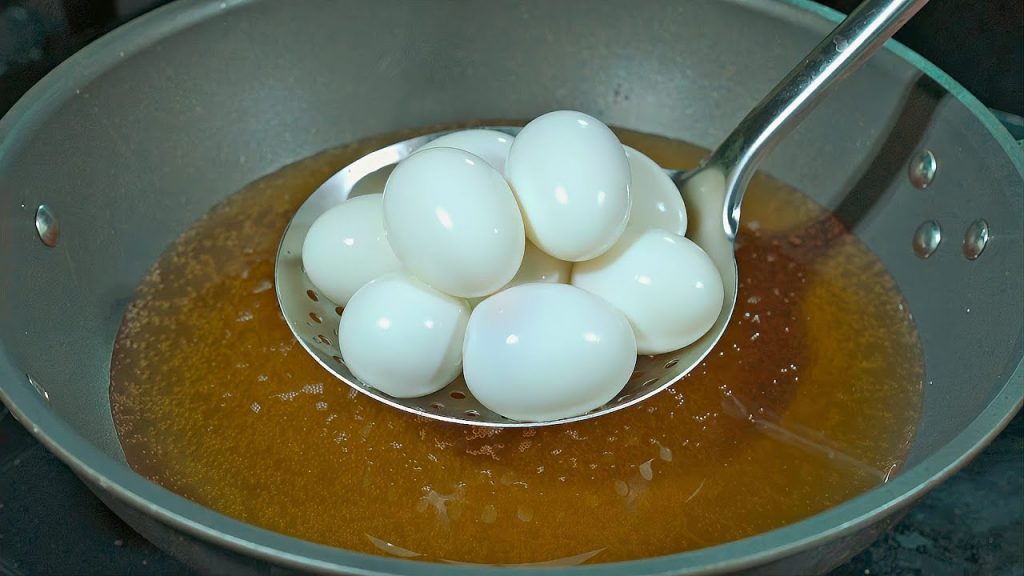 把鸡蛋放进滚烫油锅中,出锅瞬间变美食,高手在民间,太香了 egg recipes