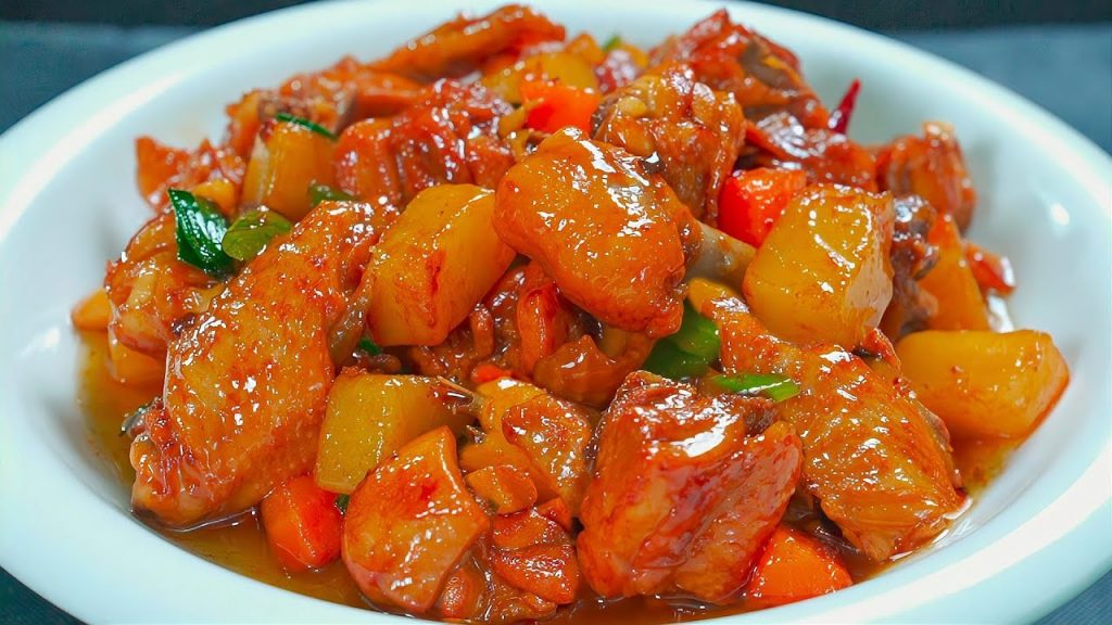 想要鸡肉鲜嫩入味不腥不柴,这个方法您可以试试,实在太香了Braised Chicken Recipe