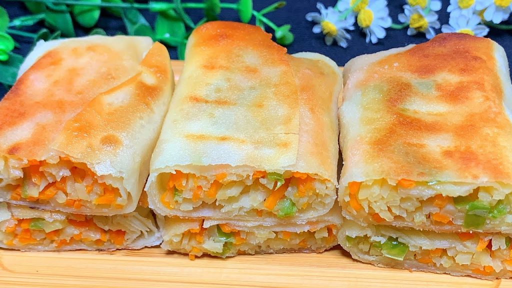 煎餅最好吃的做法,做法簡單營養豐富,比早餐鋪賣的還好吃【劉姐廚房 Magic Food】#面食 #煎餅