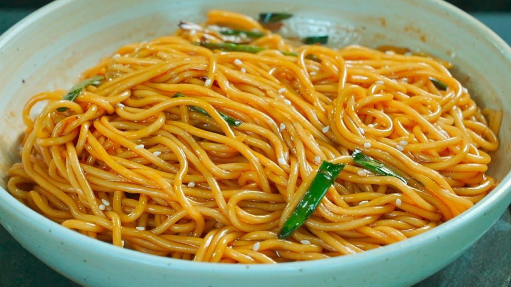 这才是面条最好吃的做法,5分钟搞定,做一盆都不够,实在太香了Noodle Recipes