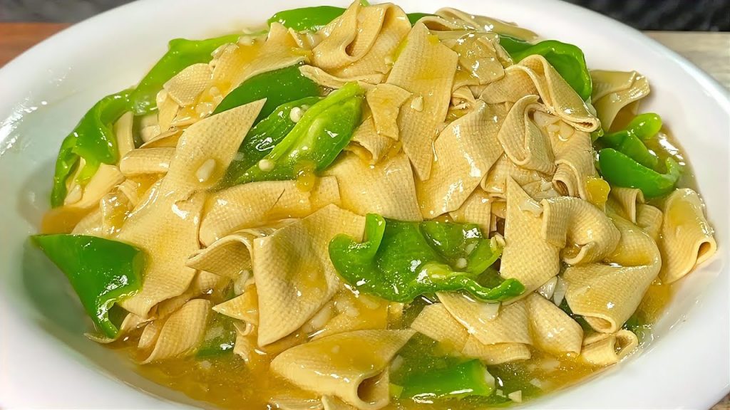 干豆腐不要直接下锅炒,饭店大厨的技巧教给你,鲜香滑嫩太好吃了Dried Tofu with Pepper Recipe