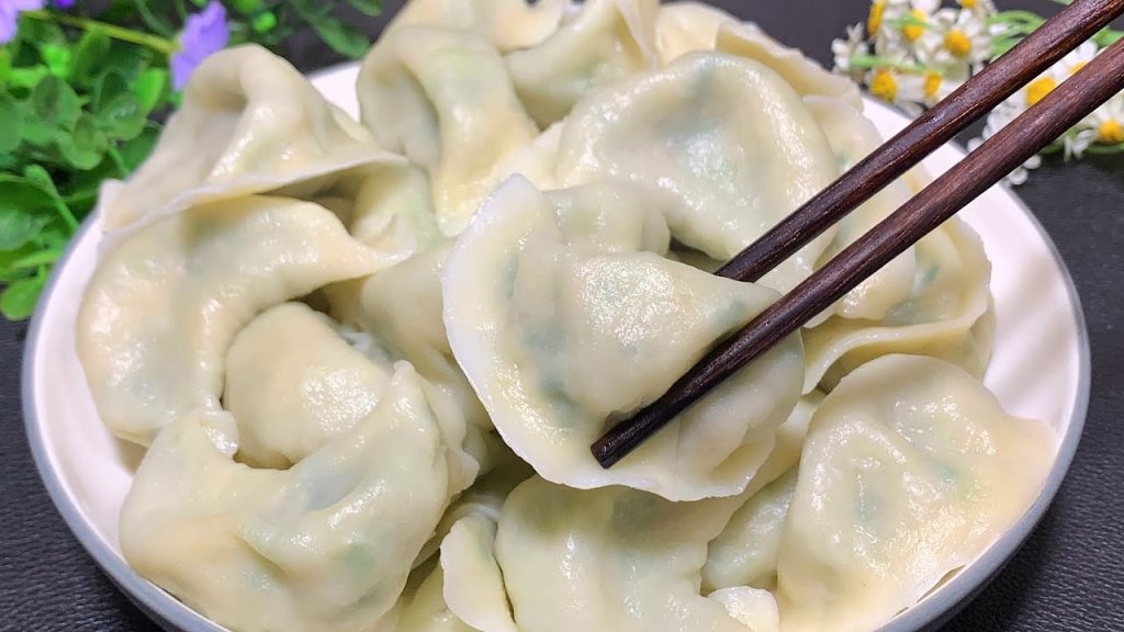 花生米包餃子,沒想到這麽好吃,家裏孩子點名要吃,出鍋太香了【劉姐廚房 Magic Food】#面食 #餃子