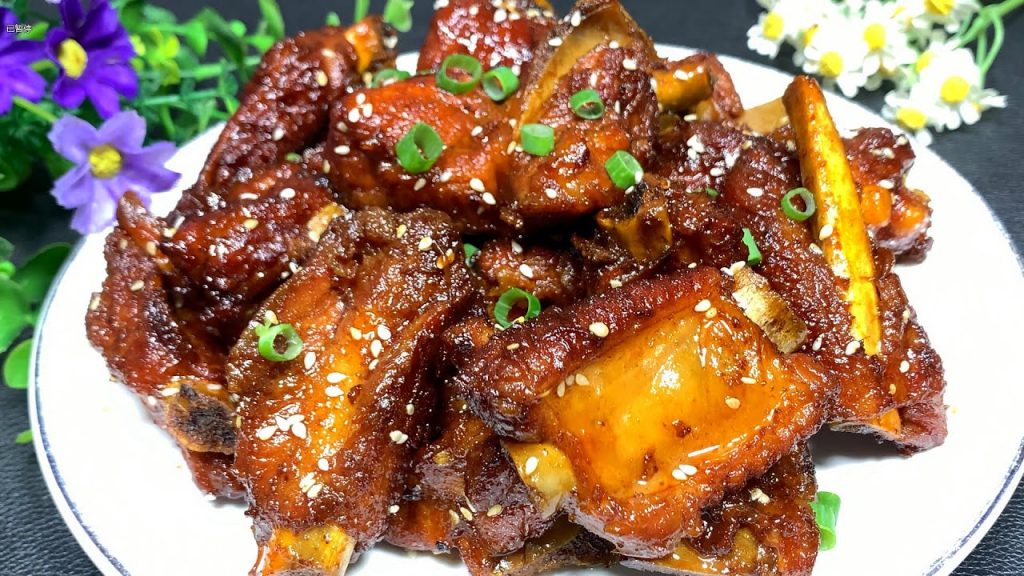 年薪36萬大廚是怎麽做糖醋排骨的?從星級飯店學了一招,牛不牛自己看【劉姐廚房 Magic Food】#糖醋排骨