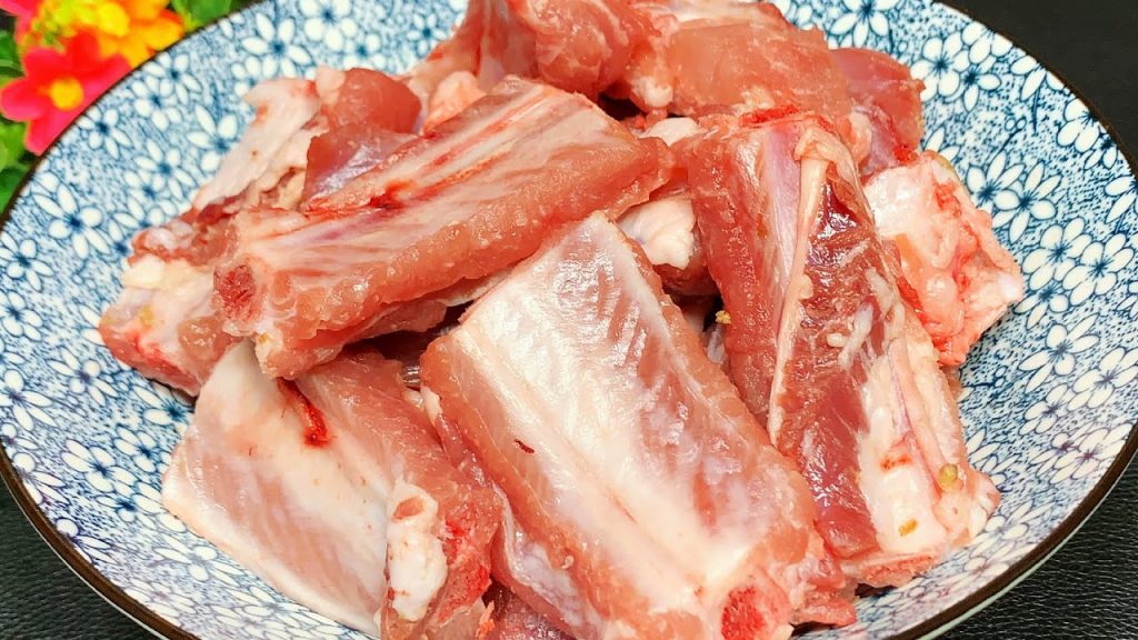 我家排骨從不燉著吃,加上2顆雞蛋,不加一滴水,上桌就是大硬菜【劉姐廚房 Magic Food】#排骨