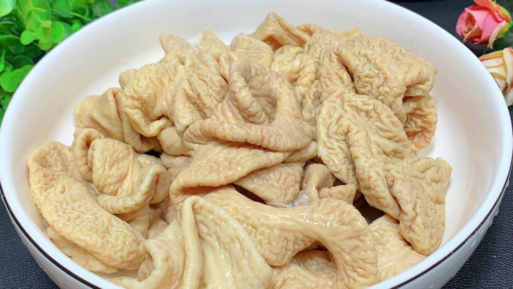 清洗肥腸加鹽洗就錯了,教你技巧,不腥不臭,做法步驟一看就會【劉姐廚房 Magic Food】#鹵肥腸