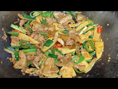 廚師長教你冬筍炒肉的家常做法,步驟詳細,爽口香脆下酒又下飯【留意美食】#冬筍炒肉 #冬筍炒肉食譜 #冬筍炒肉料理 #冬筍炒肉的做法 #冬筍炒肉煮法