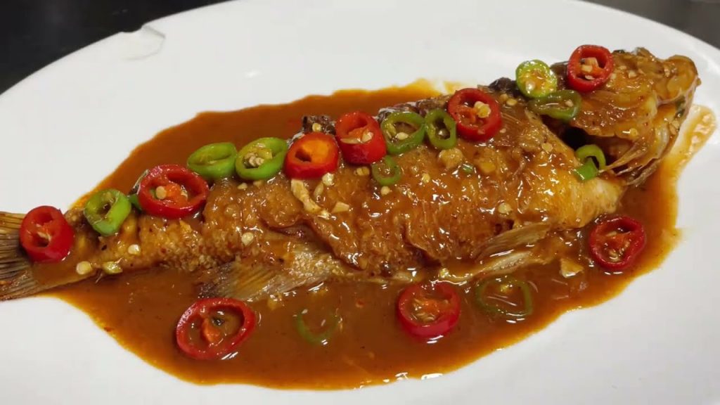 做紅燒鱸魚不要直接下鍋,多做這兩步,不破皮不粘鍋,鮮嫩入味【留意美食】#紅燒鱸魚 #紅燒鱸魚料理 #紅燒鱸魚的做法 #紅燒鱸魚煮法 #紅燒鱸魚食譜