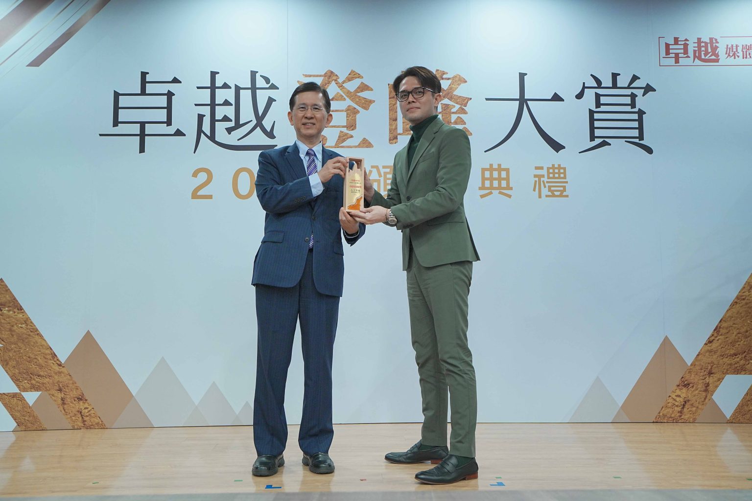 2025卓越登峰大賞:Ai3打造客服革命,以科技創新書寫AI未來