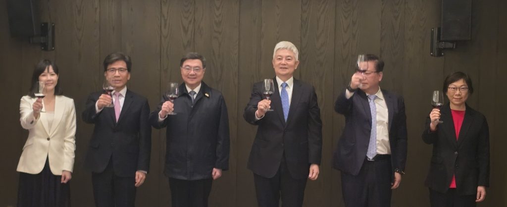 卓榮泰:推動金融改革與創新、亞洲資產管理中心達成2年有感